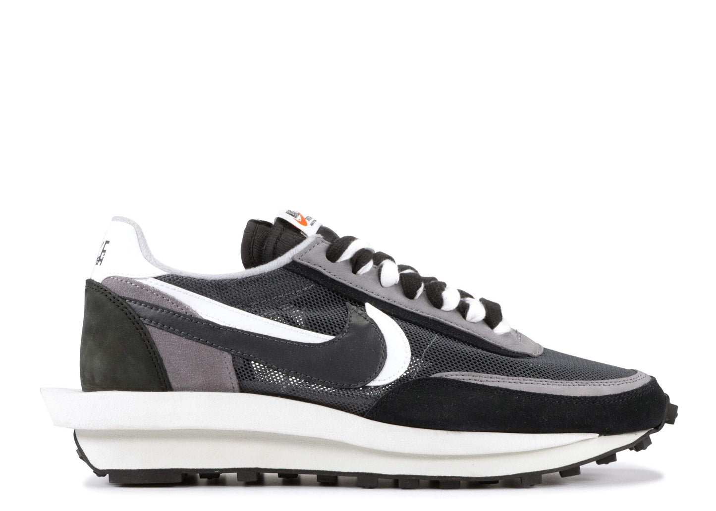 Nike sacai x LDWaffle ‘Black’ Everlasting Sneaker