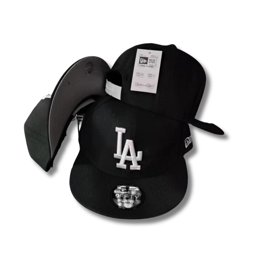 Los Angeles Dodgers New Era 9FIFTY Black and White Classic – Snapback Cap
