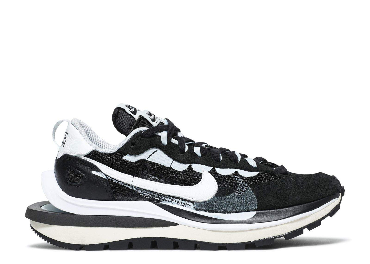 Nike sacai x VaporWaffle ‘Black White’ Unfading Sneaker