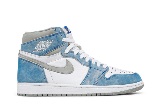 Air Jordan 1 Retro High OG Hyper Royal