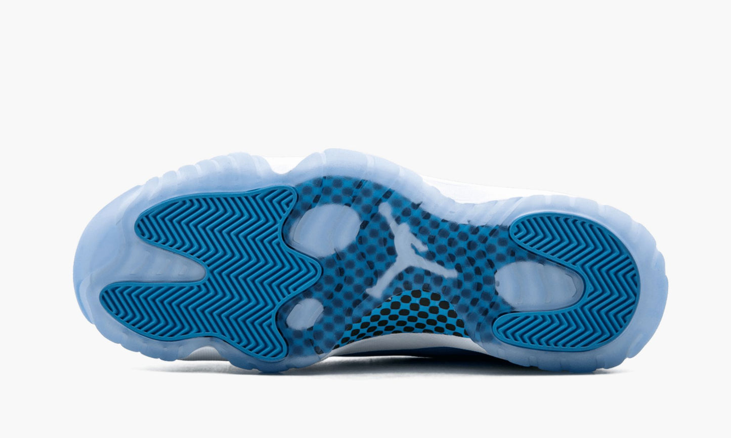 Air Jordan 11 Retro Low “UNC”