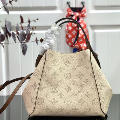 LV HINA PM