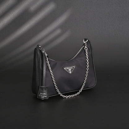 Prada Re-Edition 2005 Nylon Shoulder Bag – Black