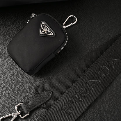 Prada Re-Edition 2005 Nylon Shoulder Bag – Black