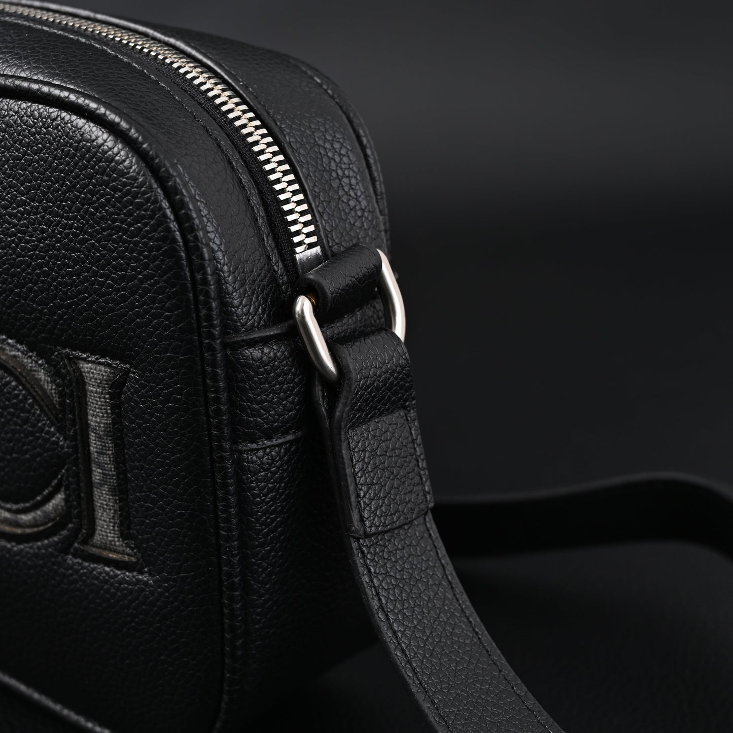 Gucci Black Leather Embossed Logo Belt Bag