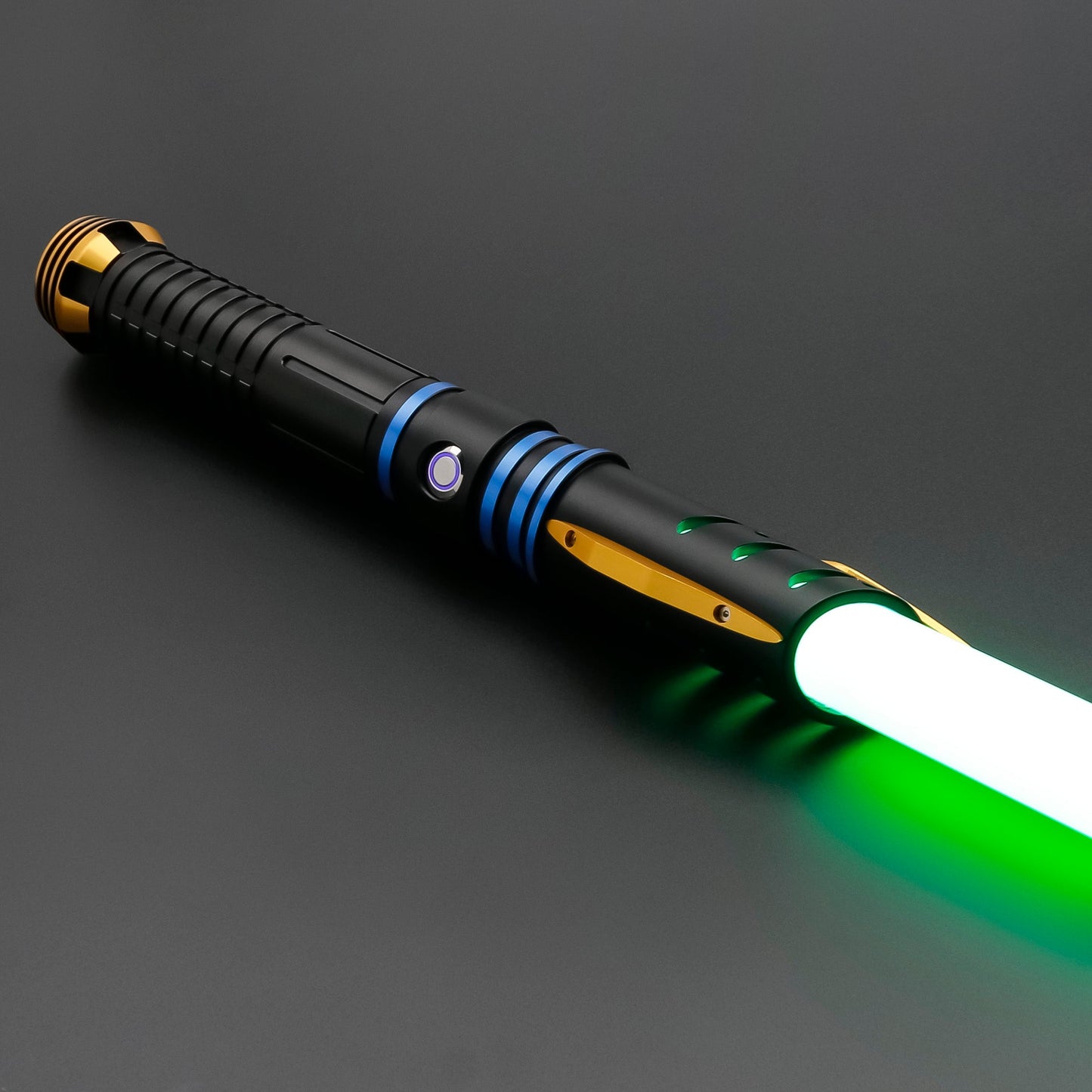 ET1 Swing Dueling Lightsaber