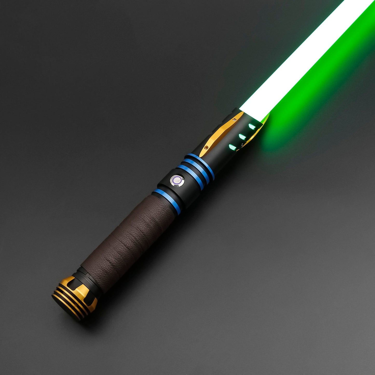ET1 Swing Dueling Lightsaber