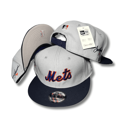 New York Mets Gray and Navy with Embroidered Logo – Snapback Cap