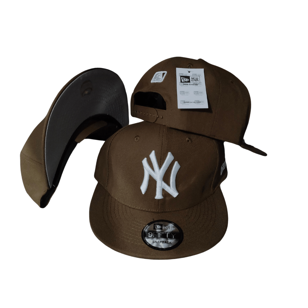 New York Yankees Brown with White Embroidered Logo and MLB Patch - Snapback Cap