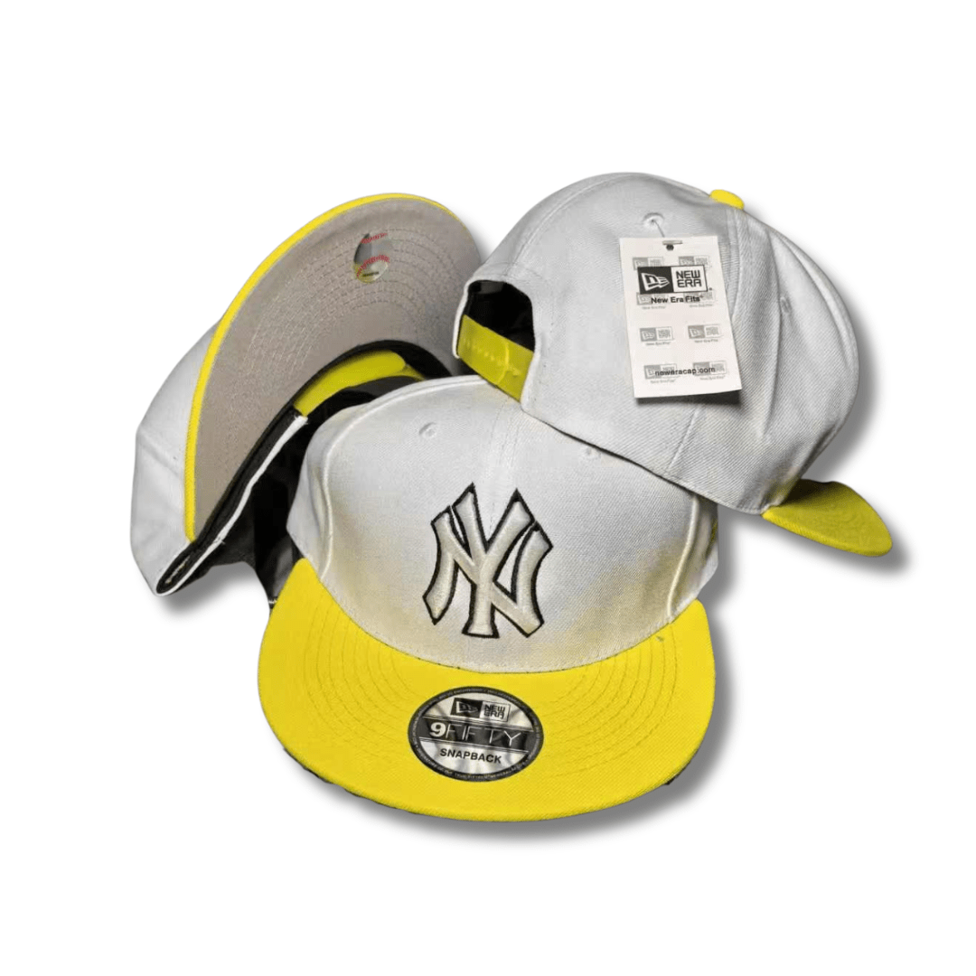 New York Yankees 9FIFTY White with Yellow Brim and Black Logo – Snapback Cap