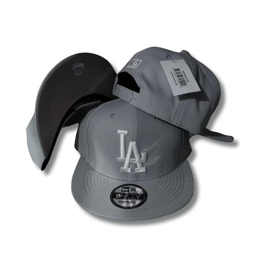 Los Angeles Dodgers New Era 9FIFTY Gray Monochrome Edition – Snapback Cap