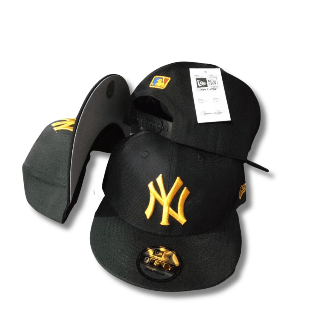 New York Yankees Black Gold Logo – Snapback Cap