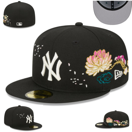 New York Yankees Floral Embroidered Fitted Hat – Black