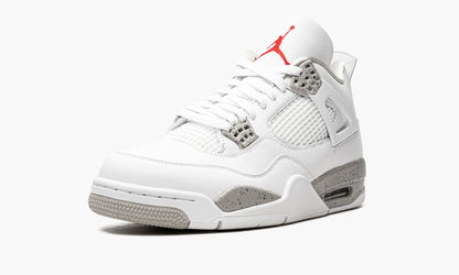 Air Jordan 4 Retro “White Oreo”